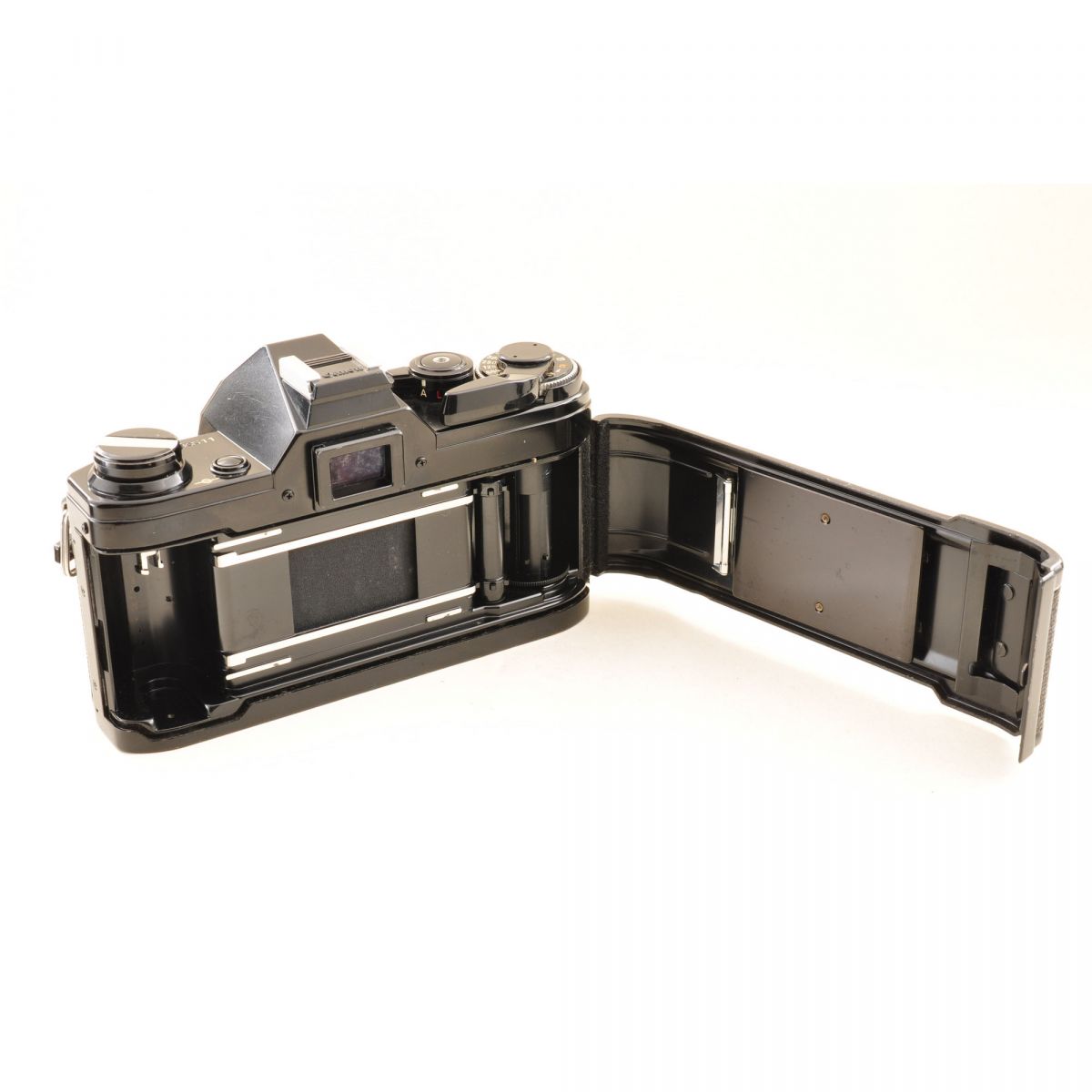 【中古】Canon AE-1 ブラック 一眼レフ 35mm フィルムカメラ キヤノン S/N:4436511