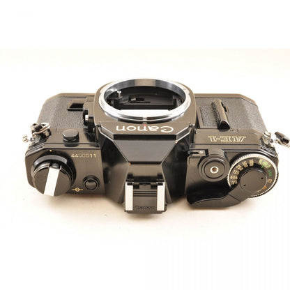 【中古】Canon AE-1 ブラック 一眼レフ 35mm フィルムカメラ キヤノン S/N:4436511