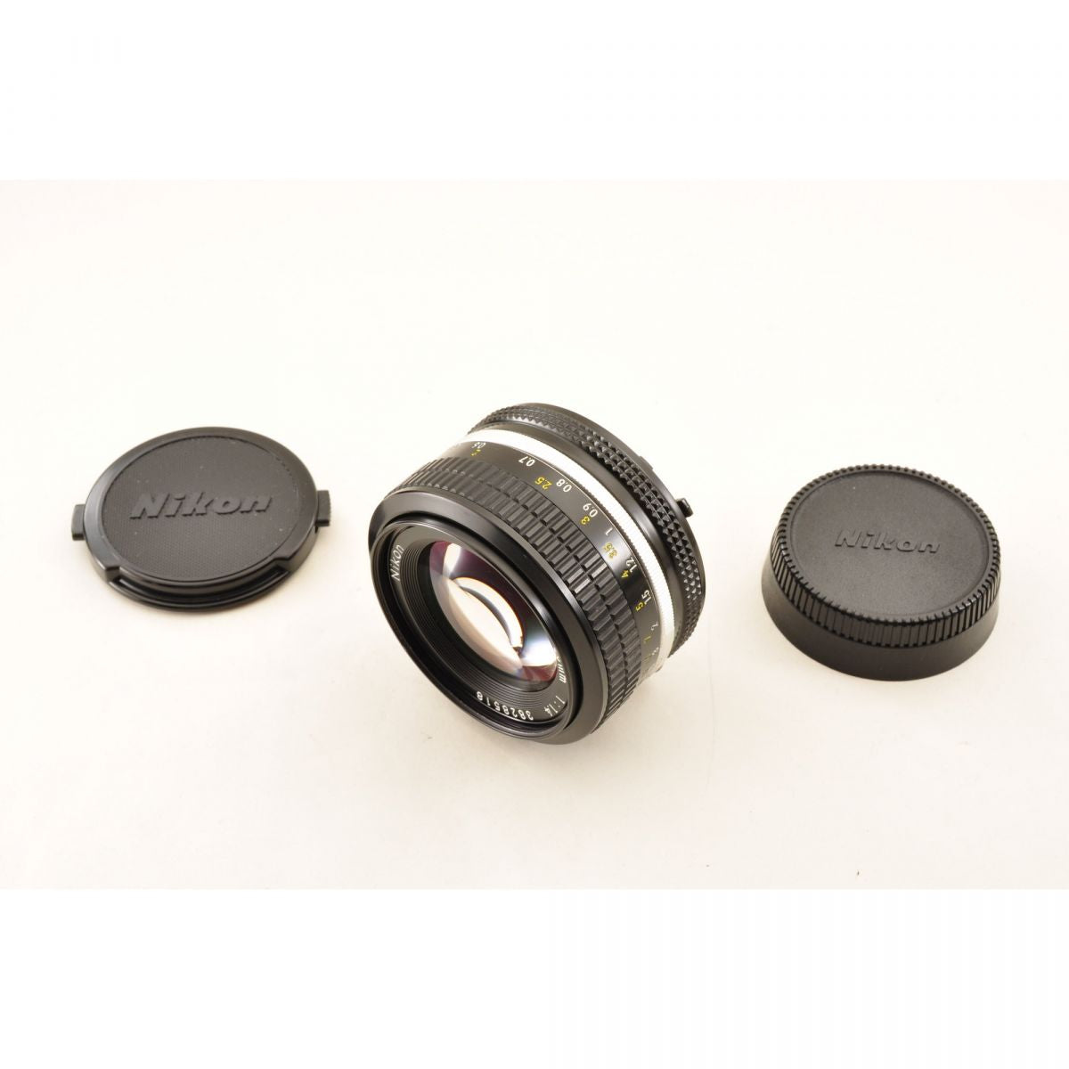 【中古】Nikon Ai Nikkor 50mm f/1.4 単焦点 カメラレンズ 交換レンズ ニコン S/N:3828518
