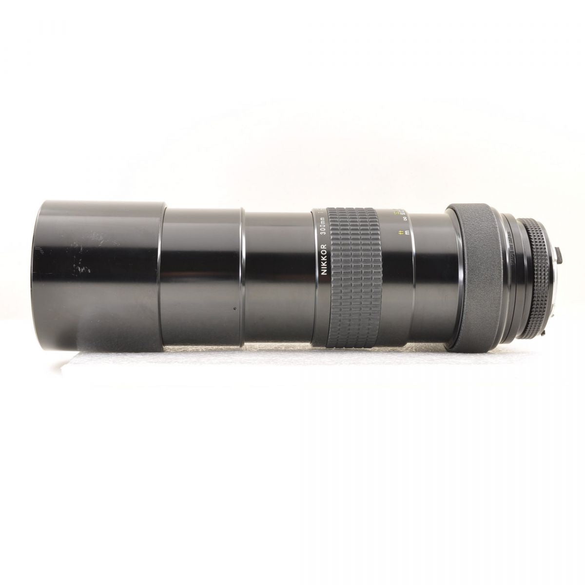 【中古】Nikon Ai Nikkor 300mm f/4.5 単焦点 カメラレンズ 交換レンズ ニコン S/N:527103