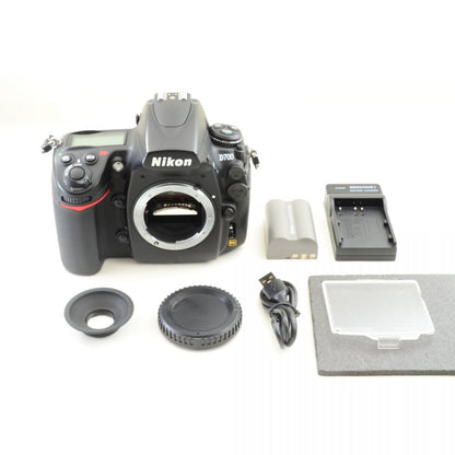 【中古】Nikon D700 1210万画素 フルサイズ デジタル一眼レフカメラ ボディ ニコン S/N: 2084782