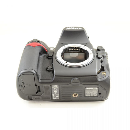 【中古】Nikon D700 1210万画素 フルサイズ デジタル一眼レフカメラ ボディ ニコン S/N: 2084782