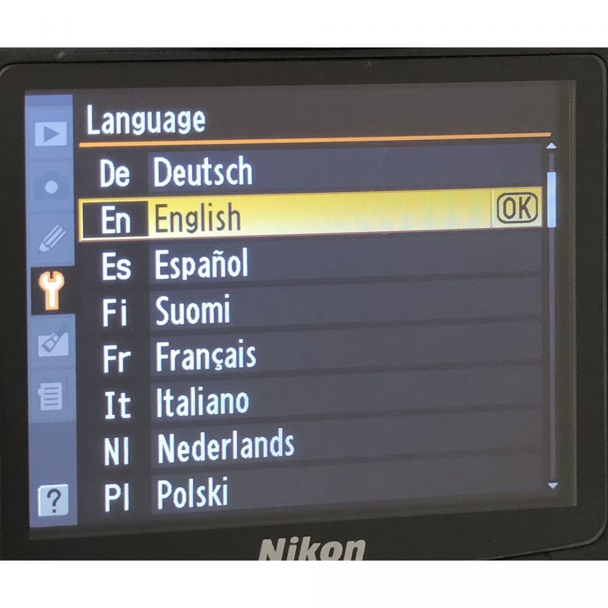 【中古】Nikon D700 1210万画素 フルサイズ デジタル一眼レフカメラ ボディ ニコン S/N: 2084782