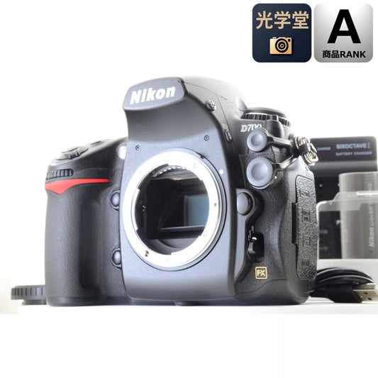 【中古】Nikon D700 1210万画素 フルサイズ デジタル一眼レフカメラ ボディ ニコン S/N: 2084782