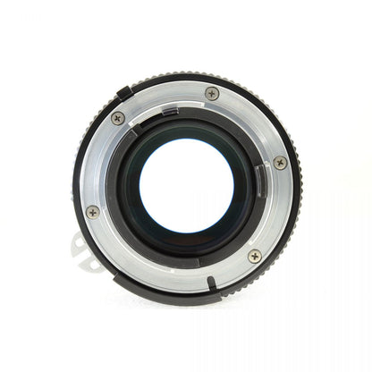 【中古】Nikon Ai NIKKOR 105mm f/2.5 中望遠 単焦点レンズ HS-8メタルフード付 ニコン S/N: 791596
