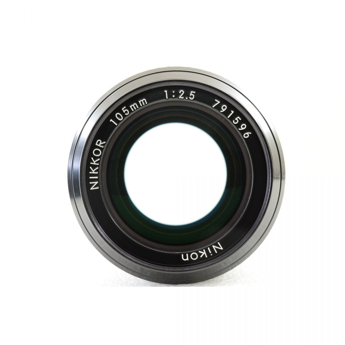 【中古】Nikon Ai NIKKOR 105mm f/2.5 中望遠 単焦点レンズ HS-8メタルフード付 ニコン S/N: 791596