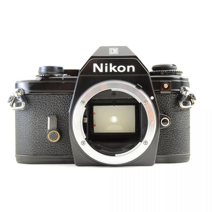 【中古】Nikon EM ブラック 一眼レフ フィルムカメラ 135mm f/3.5 ニコン セット S/N:6864214