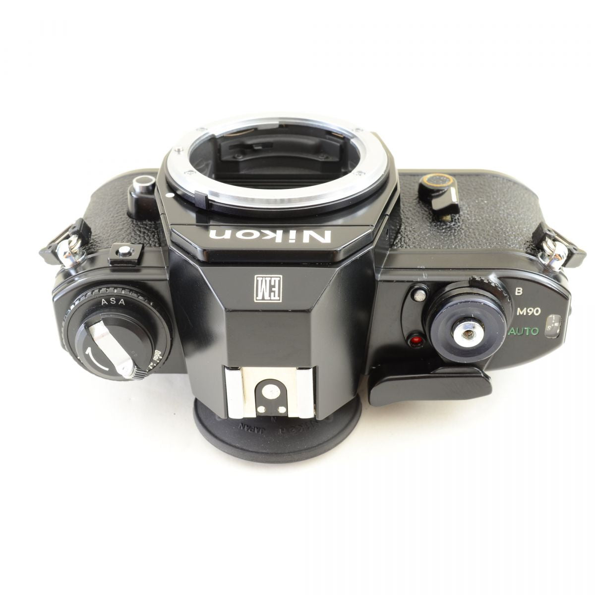 【中古】Nikon EM ブラック 一眼レフ フィルムカメラ 135mm f/3.5 ニコン セット S/N:6864214