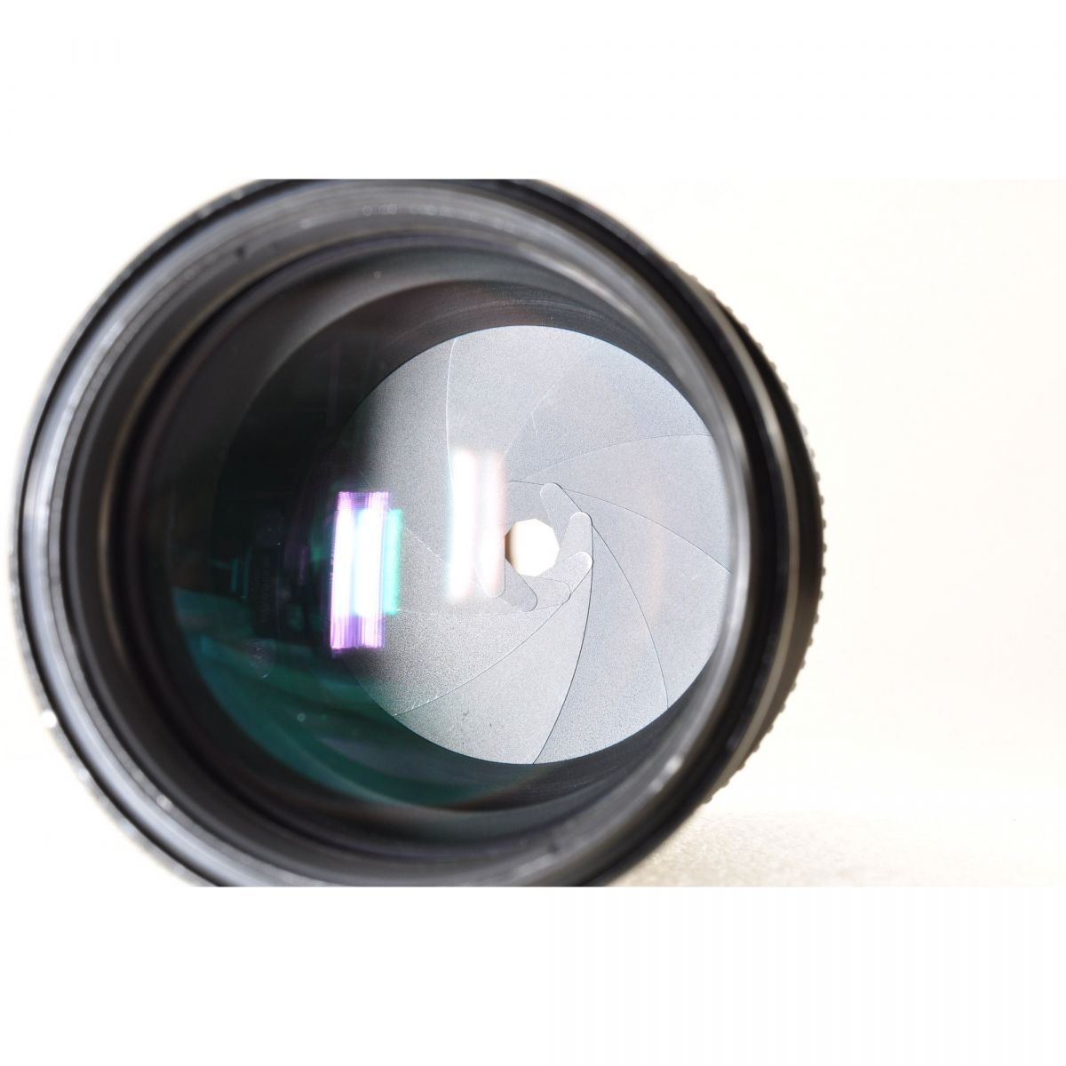 【中古】Nikon Ai NIKKOR 200mm f/4 望遠 単焦点レンズ ニコン S/N: 700003