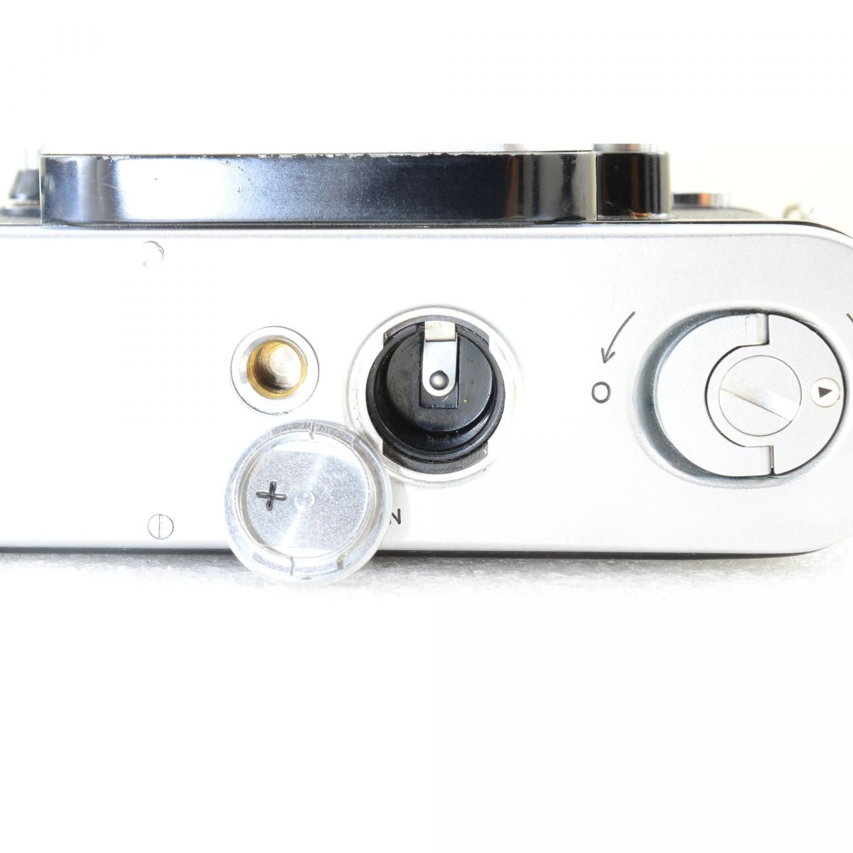 【中古】Nikon F2 フォトミック シルバー DP-1 フィルムカメラ + NIKKOR-S.C Auto 50mm f/1.4 非Ai 標準 単焦点レンズ ニコン S/N: 7257303