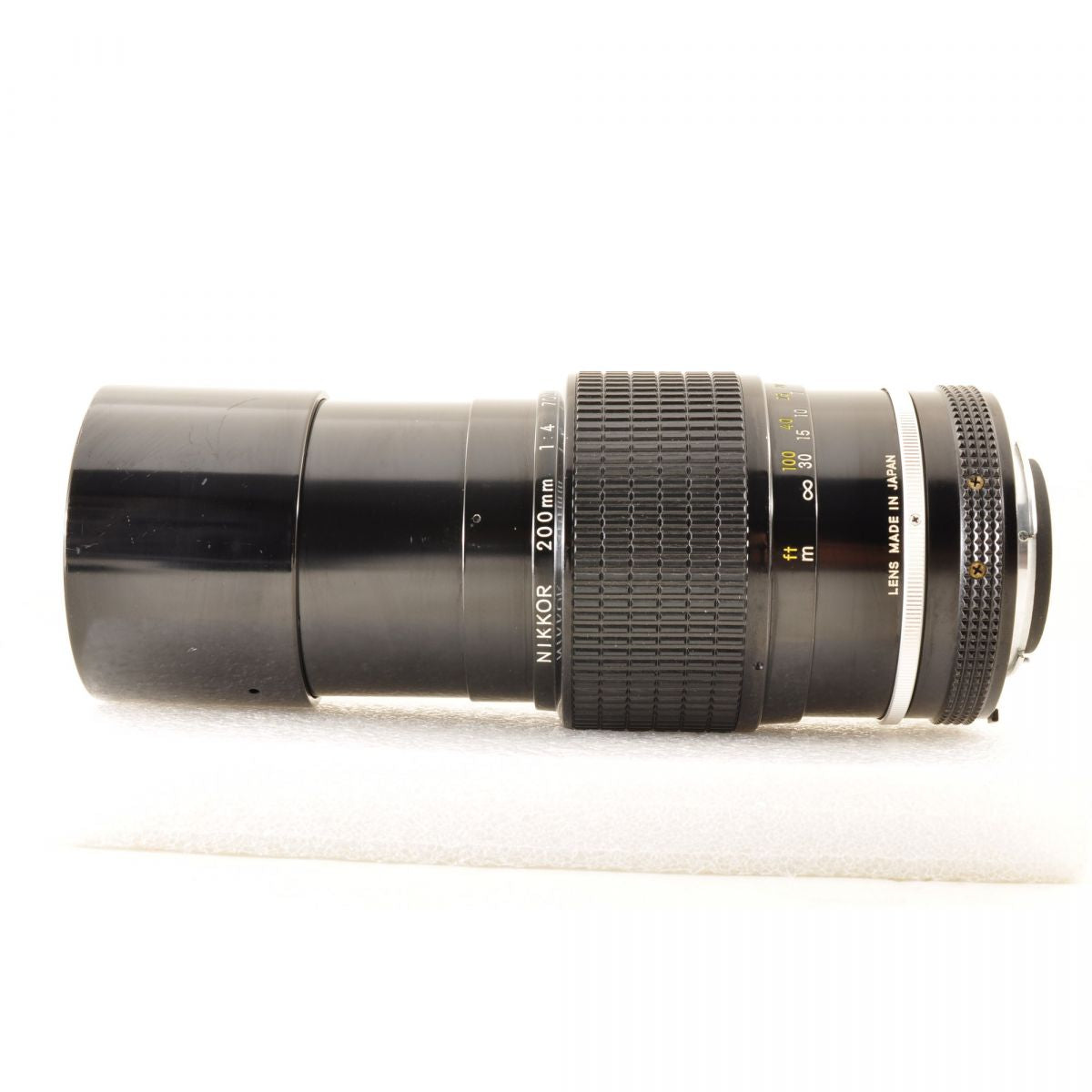 【中古】Nikon Ai NIKKOR 200mm f/4 望遠 単焦点レンズ ニコン S/N: 700003