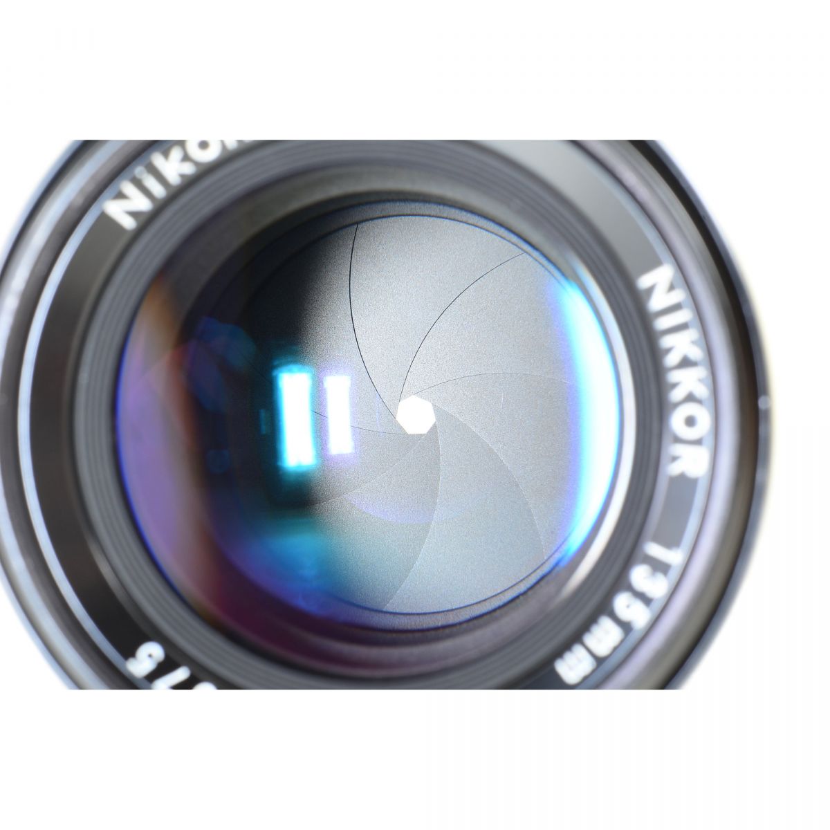 【中古】Nikon EM ブラック 一眼レフ フィルムカメラ 135mm f/3.5 ニコン セット S/N:6864214