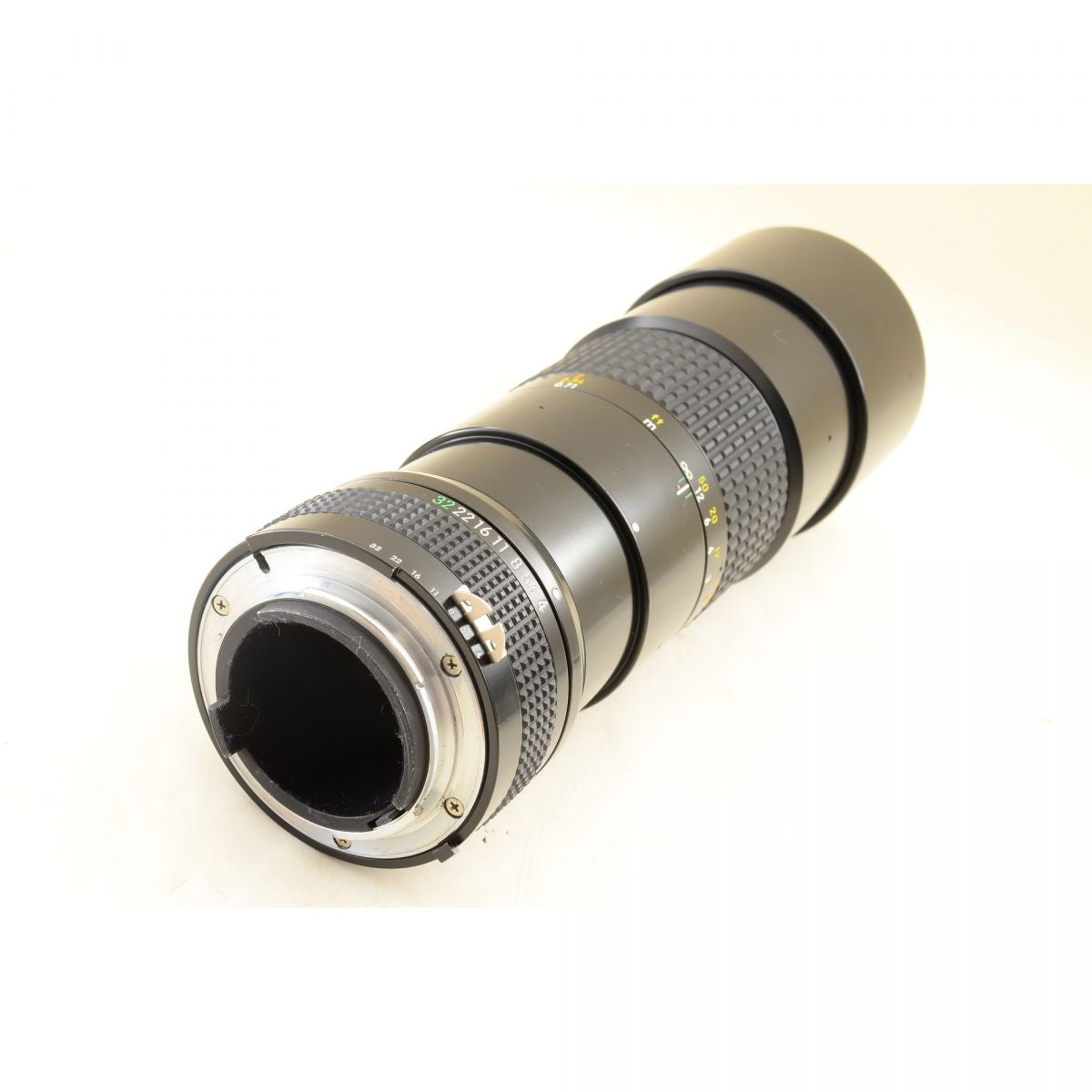 【中古】Nikon Ai Nikkor 200mm f/4 単焦点 カメラレンズ 交換レンズ ニコン S/N:195867