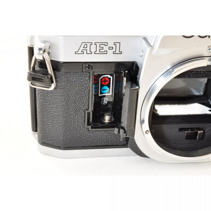 【中古】Canon AE-1 シルバー 一眼レフ フィルムカメラ キヤノン S/N:4252748