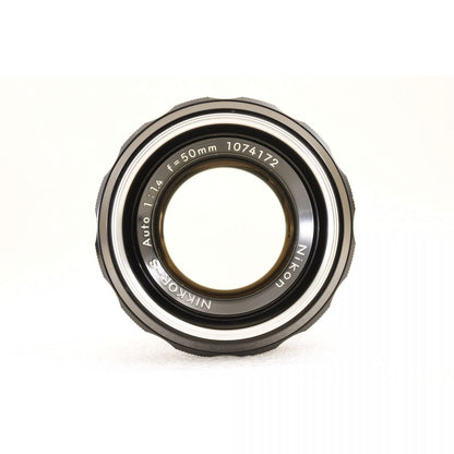 【中古】Nikon NIKKOR-S Auto 50mm f/1.4 単焦点 フード付き カメラレンズ 交換レンズ ニコン S/N:1074172