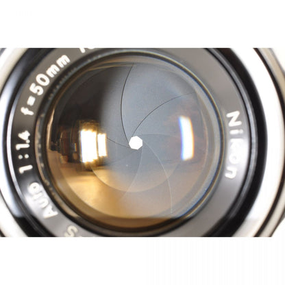 【中古】Nikon NIKKOR-S Auto 50mm f/1.4 単焦点 フード付き カメラレンズ 交換レンズ ニコン S/N:1074172