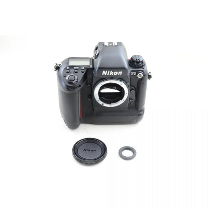 【中古】Nikon F5 ブラック 35mm 一眼レフ フィルムカメラ ボディ DP-30 ニコン S/N:3156451
