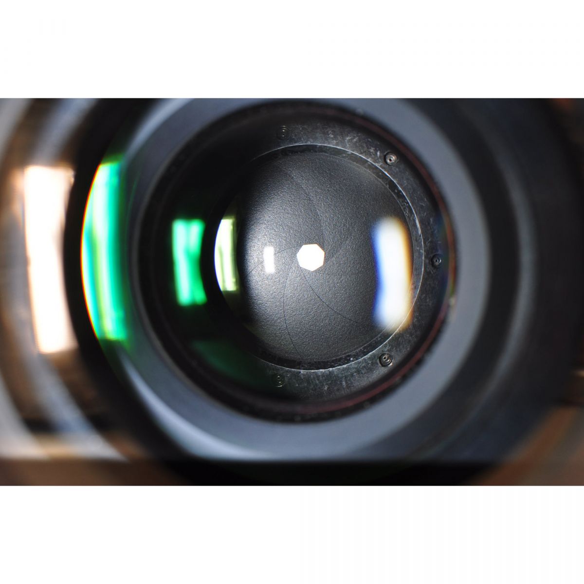 【中古】Nikon Zoom-Nikkor 35-105mm f/3.5-4.5 Ai-s ズーム カメラレンズ 交換レンズ ニコン S/N:2047032