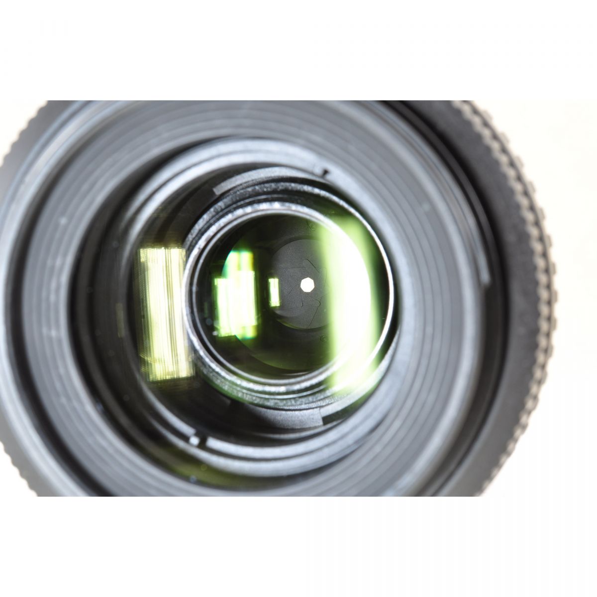 【中古】Nikon DX AF-S 55-200mm f/4-5.6 G ED IF VR ズーム フード付き カメラレンズ 交換レンズ ニコン S/N:4000360