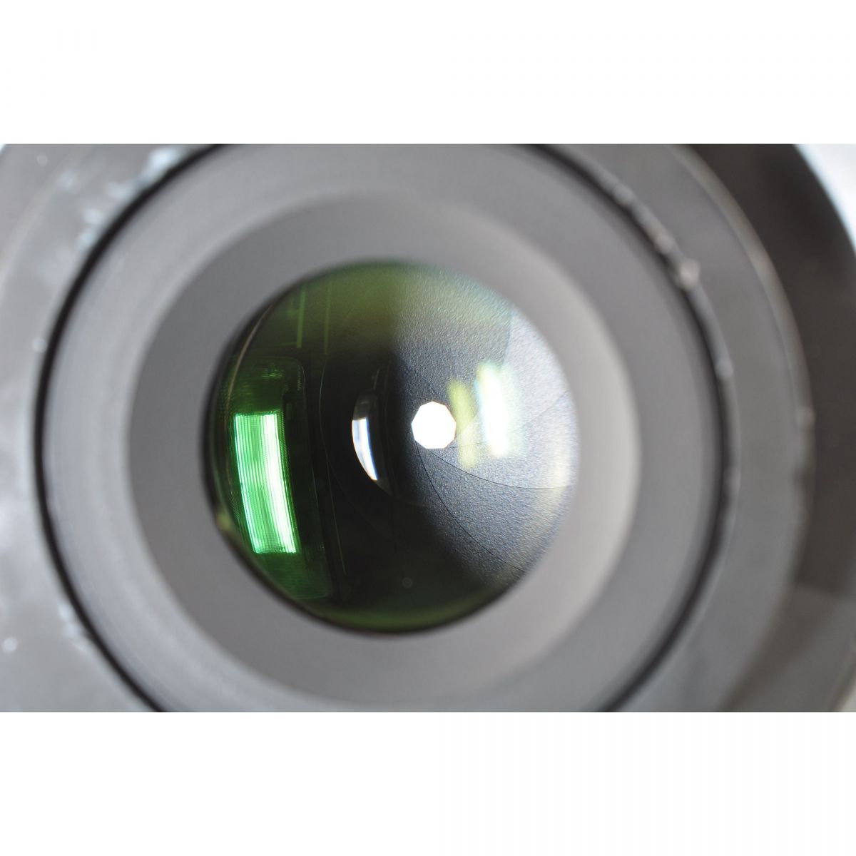 【中古】Nikon AF NIKKOR 28-70mm f/3.5-4.5 D マクロ ズーム カメラレンズ 交換レンズ ニコン S/N:3311195