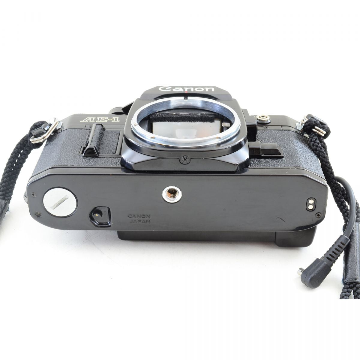 【中古】Canon AE-1 ブラック フィルムカメラ データバックA FD 35mm F2 S.S.C. 単焦点 レンズセット S/N:890806
