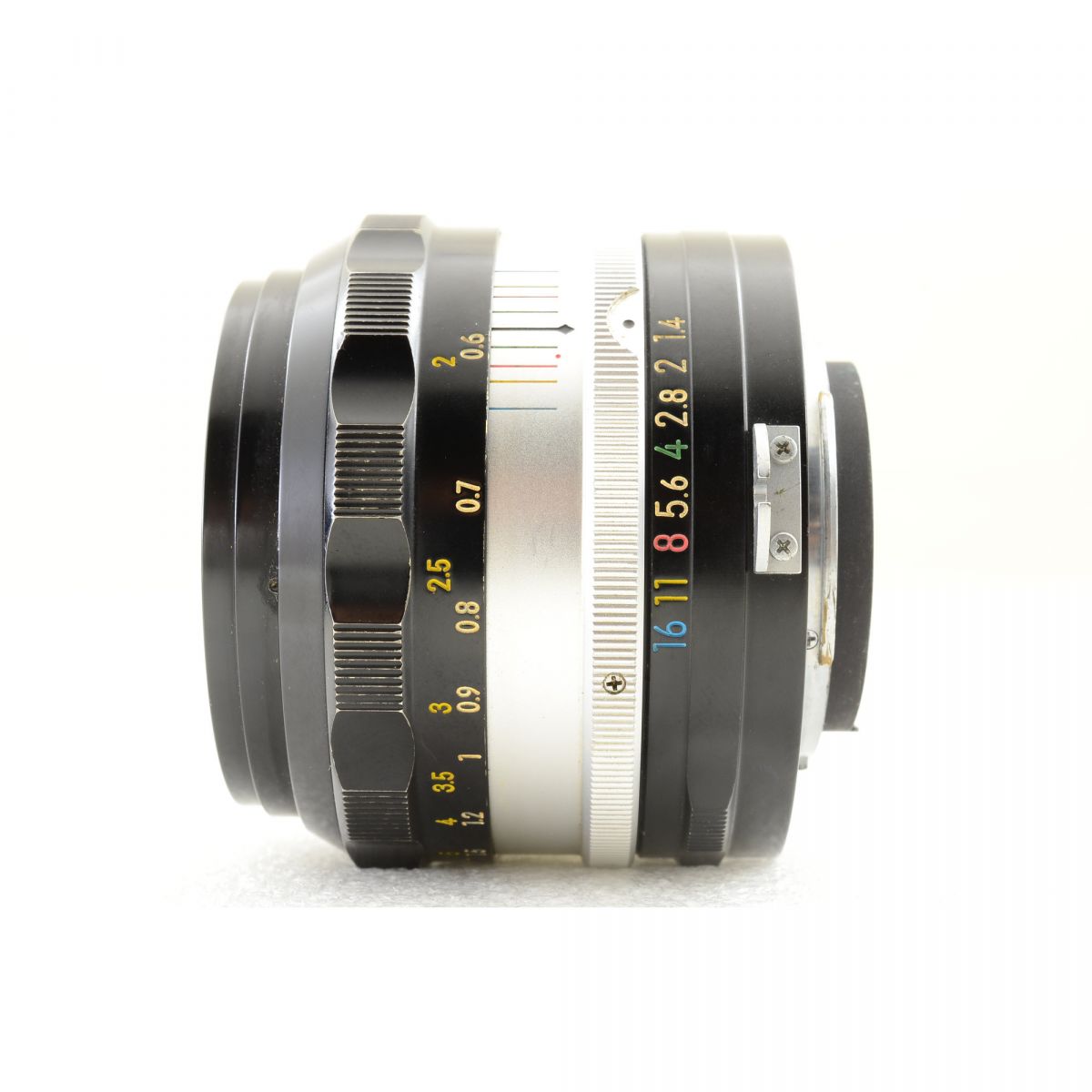 【中古】Nikon F2 フォトミック シルバー 35mm 一眼レフ フィルムカメラ NIKKOR-S.C Auto 50mm F1.4 レンズ セット S/N:7800475