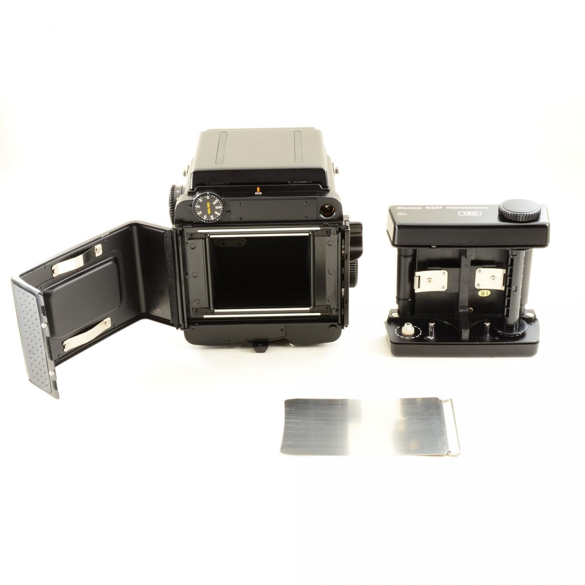 【中古】Mamiya RZ67 Pro 中判 フィルムカメラ 120バック セコール Z 110mm f/2.8 W 単焦点 レンズセット マミヤ S/N:H130504