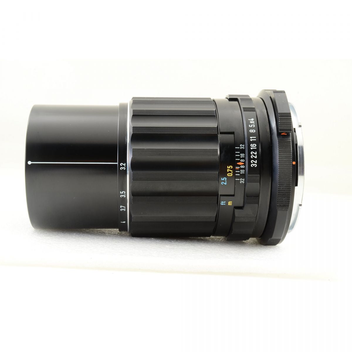 【中古】Pentax 6x7 67 TTL ミラーアップ 中判 フィルムカメラ SMC マクロ タクマー 135mm f/4 単焦点レンズ セット ペンタックス S/N:4098176