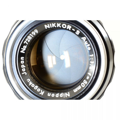 【中古】Nikon NIKKOR-S Auto 50mm f/1.4 非Ai 標準 単焦点レンズ HS-9フード付 ニコン S/N: 728199