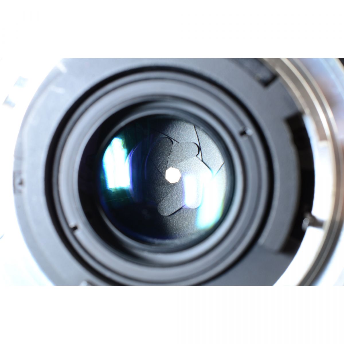 【中古】Nikon AF NIKKOR 24mm f/2.8 広角 単焦点レンズ ニコン S/N: 201416