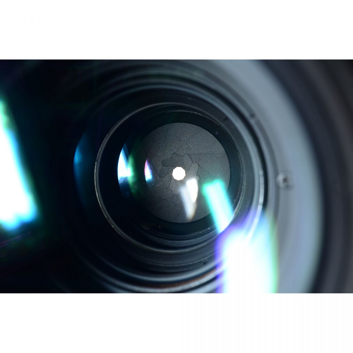 【中古】Nikon AF NIKKOR 300mm F4 IF-ED 単焦点 カメラレンズ 交換レンズ ニコン S/N:217277