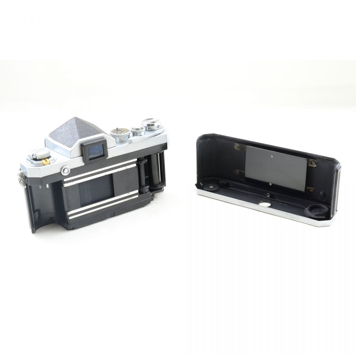 【中古】Nikon F アイレベル シルバー 35mm フィルムカメラ ニコン S/N: 6746032