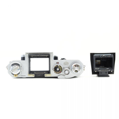 【中古】Nikon F アイレベル シルバー 35mm フィルムカメラ ニコン S/N: 6746032