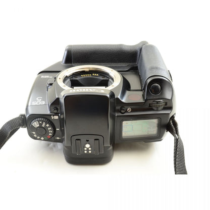 【中古】Canon EOS 5 QD 35mm フィルムカメラ + 縦位置グリップ VG10 + EF 28-105mm f/3.5-4.5 USM ズームレンズ キャノン S/N: 1099719
