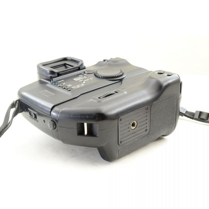 【中古】Canon EOS 5 QD 35mm フィルムカメラ + 縦位置グリップ VG10 + EF 28-105mm f/3.5-4.5 USM ズームレンズ キャノン S/N: 1099719
