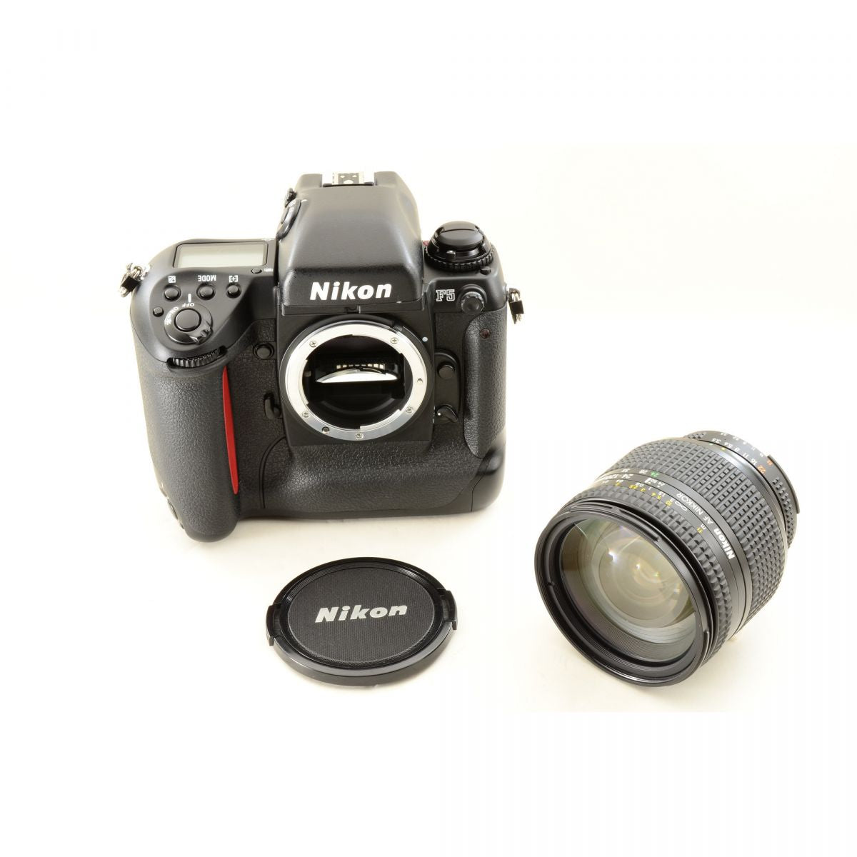 【中古】Nikon F5 ブラック 一眼レフ フィルムカメラ AF 24-120mm f/3.5-5.6 D ズームレンズセット ニコン S/N:3048136