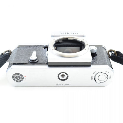 【中古】Nikon F アイレベル シルバー 35mm フィルムカメラ + NIKKOR-H Auto 50mm f/2 非Ai 標準 単焦点レンズ ニコン S/N: 7204004