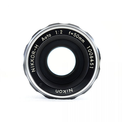 【中古】Nikon F アイレベル シルバー 35mm フィルムカメラ + NIKKOR-H Auto 50mm f/2 非Ai 標準 単焦点レンズ ニコン S/N: 7204004