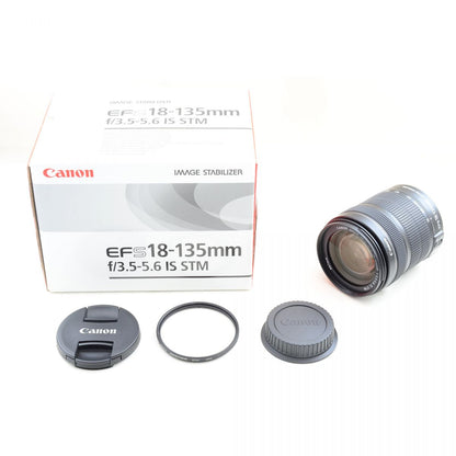 【中古】Canon EF-S 18-135mm f/3.5-5.6 IS STM 高倍率 ズームレンズ 元箱付 キャノン S/N: 0602018957
