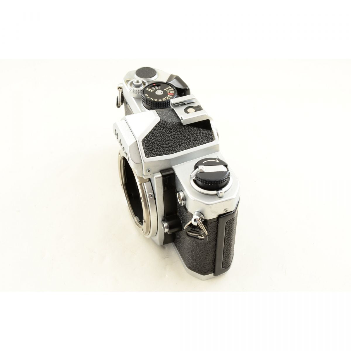 【中古】Nikon FM シルバー 35mm フィルムカメラ + Ai NIKKOR 50mm f/1.4 標準 単焦点レンズ ニコン S/N: 2157536