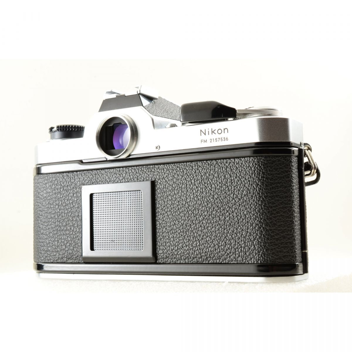 【中古】Nikon FM シルバー 35mm フィルムカメラ + Ai NIKKOR 50mm f/1.4 標準 単焦点レンズ ニコン S/N: 2157536