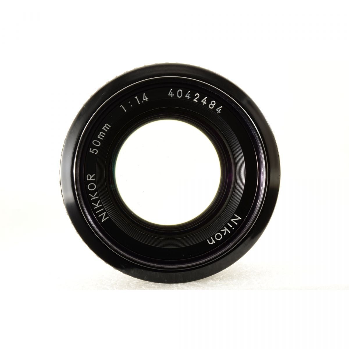 【中古】Nikon FM シルバー 35mm フィルムカメラ + Ai NIKKOR 50mm f/1.4 標準 単焦点レンズ ニコン S/N: 2157536