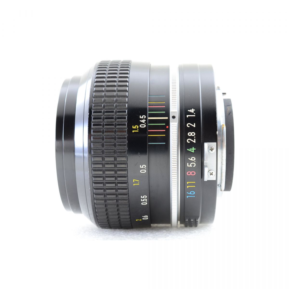 【中古】Nikon F2 フォトミック シルバー 35mm フィルムカメラ + New NIKKOR 50mm f/1.4 非Ai 標準 単焦点レンズ ニコン S/N: 7497505