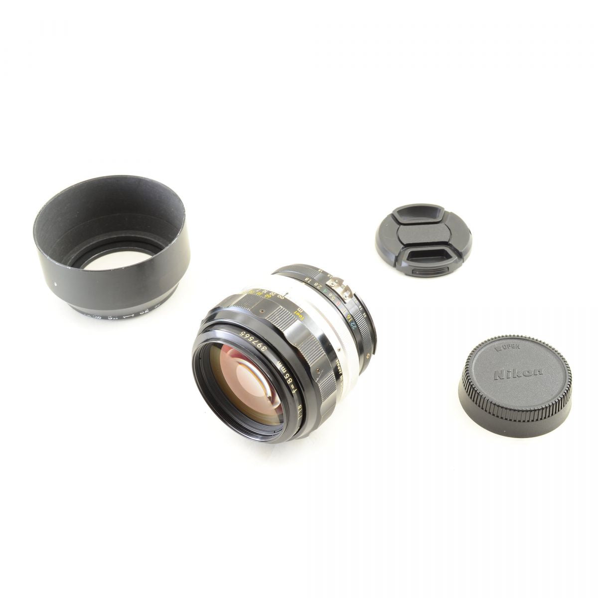 【中古】Nikon Nikkor-H.C Auto 85mm f/1.8 非Ai 中望遠 ポートレート 単焦点レンズ フード付 ニコン S/N: 397565