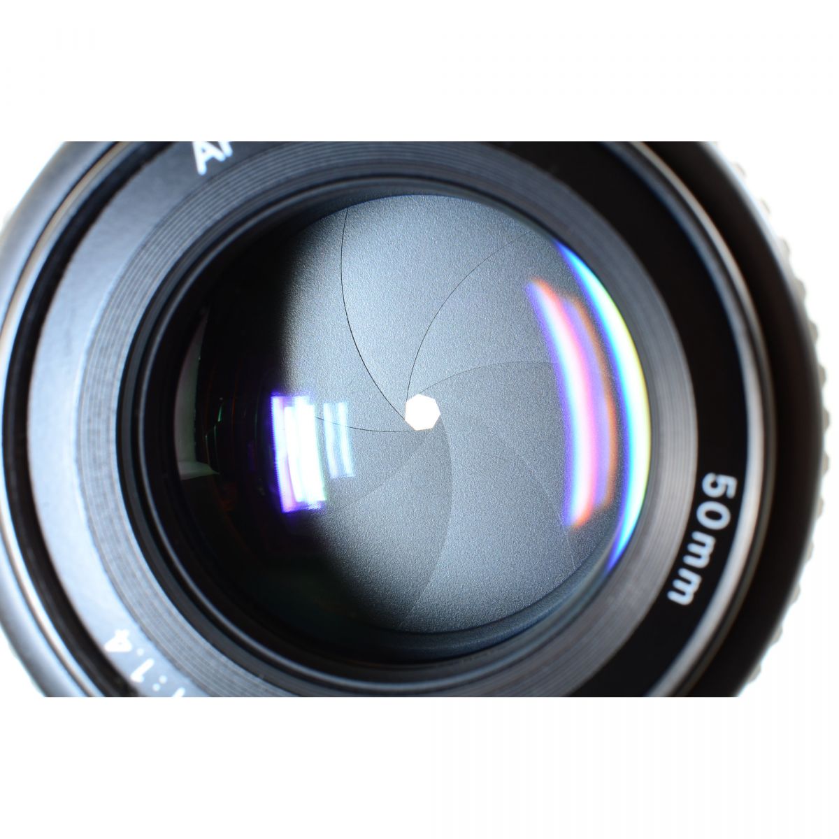 【中古】Nikon AF NIKKOR 50mm f/1.4 標準 単焦点レンズ ニコン S/N: 3065755