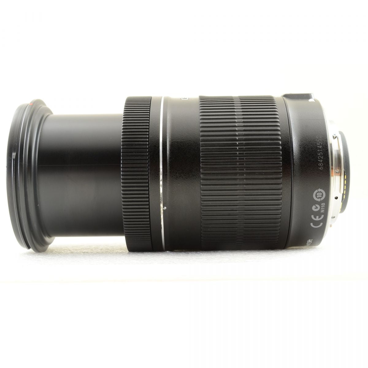 【中古】Canon EF-S 18-135mm f/3.5-5.6 IS 高倍率 ズームレンズ キャノン S/N: 6842514552