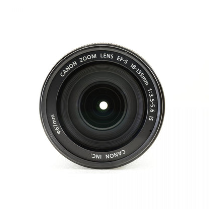 【中古】Canon EF-S 18-135mm f/3.5-5.6 IS 高倍率 ズームレンズ キャノン S/N: 6842514552