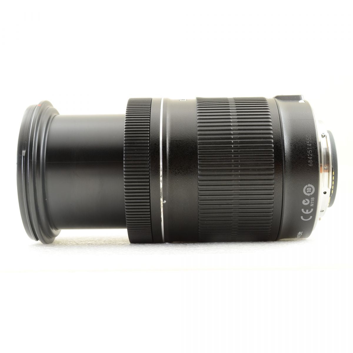 【中古】Canon EF-S 18-135mm f/3.5-5.6 IS 高倍率 ズームレンズ キャノン S/N: 6842514552