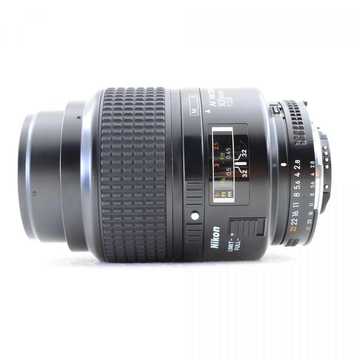 【中古】Nikon AF Micro NIKKOR 105mm f/2.8 中望遠 マクロ 単焦点レンズ フード HS-7 付 ニコン S/N: 260044