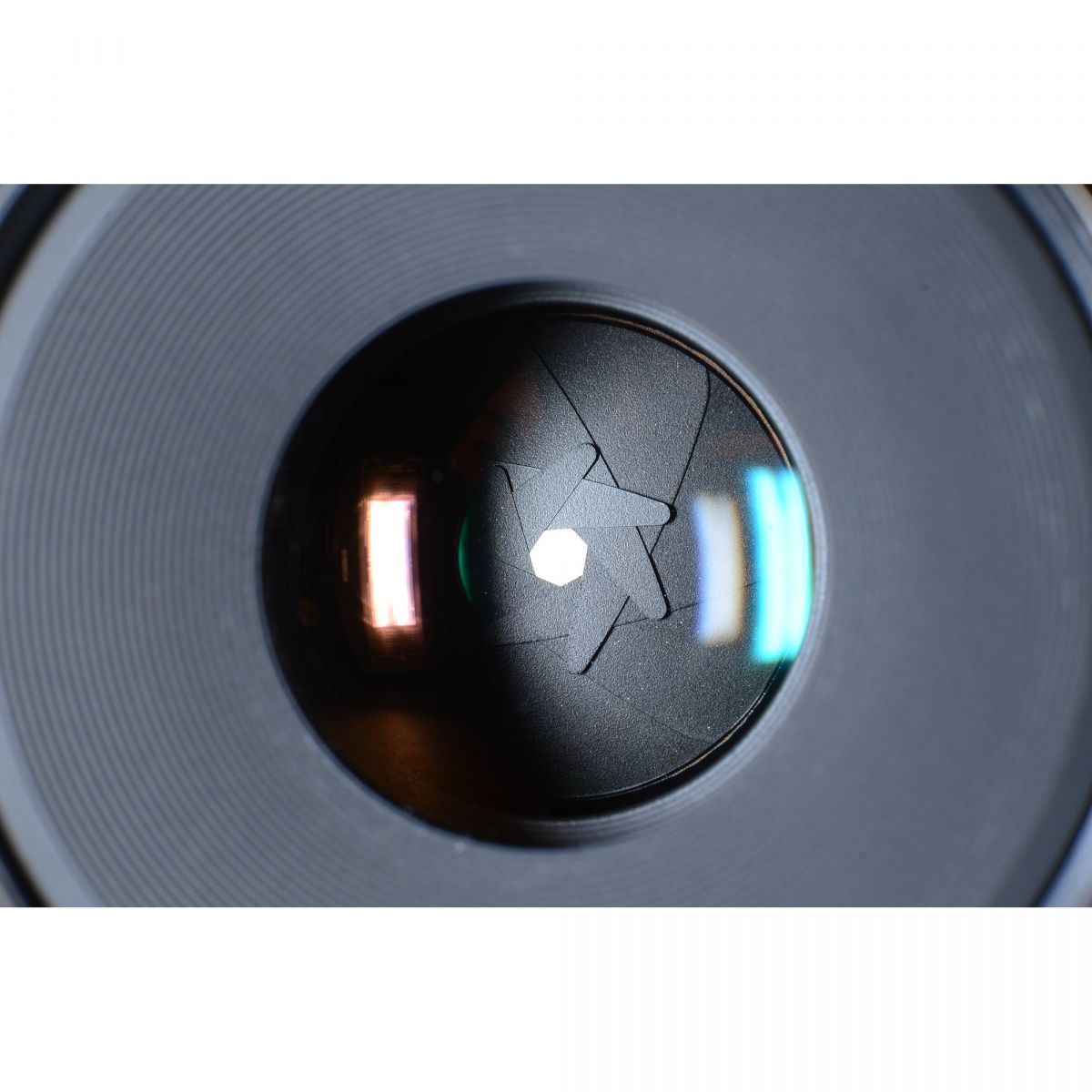 【中古】Nikon Ai-S Micro NIKKOR 105mm f/4 マクロ 単焦点 カメラレンズ 交換レンズ ニコン S/N:221562
